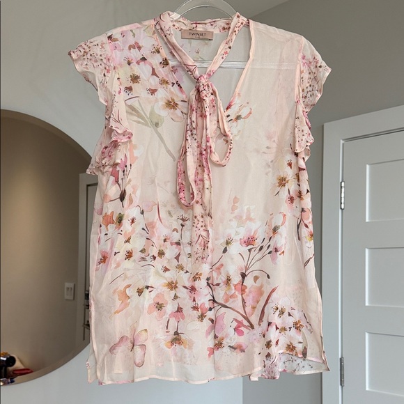 Twin-Set Tops - Twin-Set Pink Floral Tie-Neck Cap Sleeve Blouse